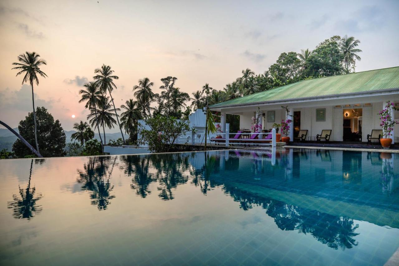 The Flame Tree Estate & Hotel Kandy Exterior foto