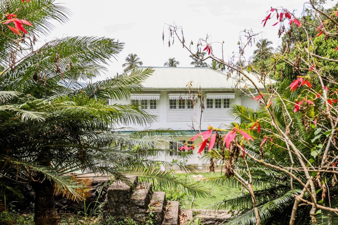 The Flame Tree Estate & Hotel Kandy Exterior foto